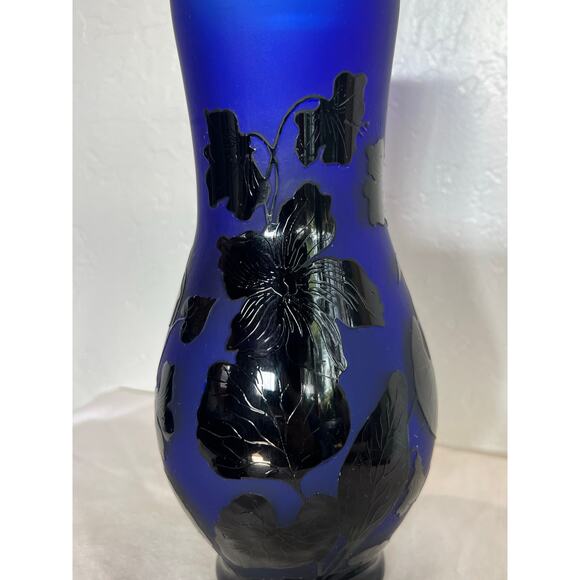 Vintage Cobalt Blue Glass Vase with Black Floral Overlay Signed Art Glass 10” - Picture 1 of 12